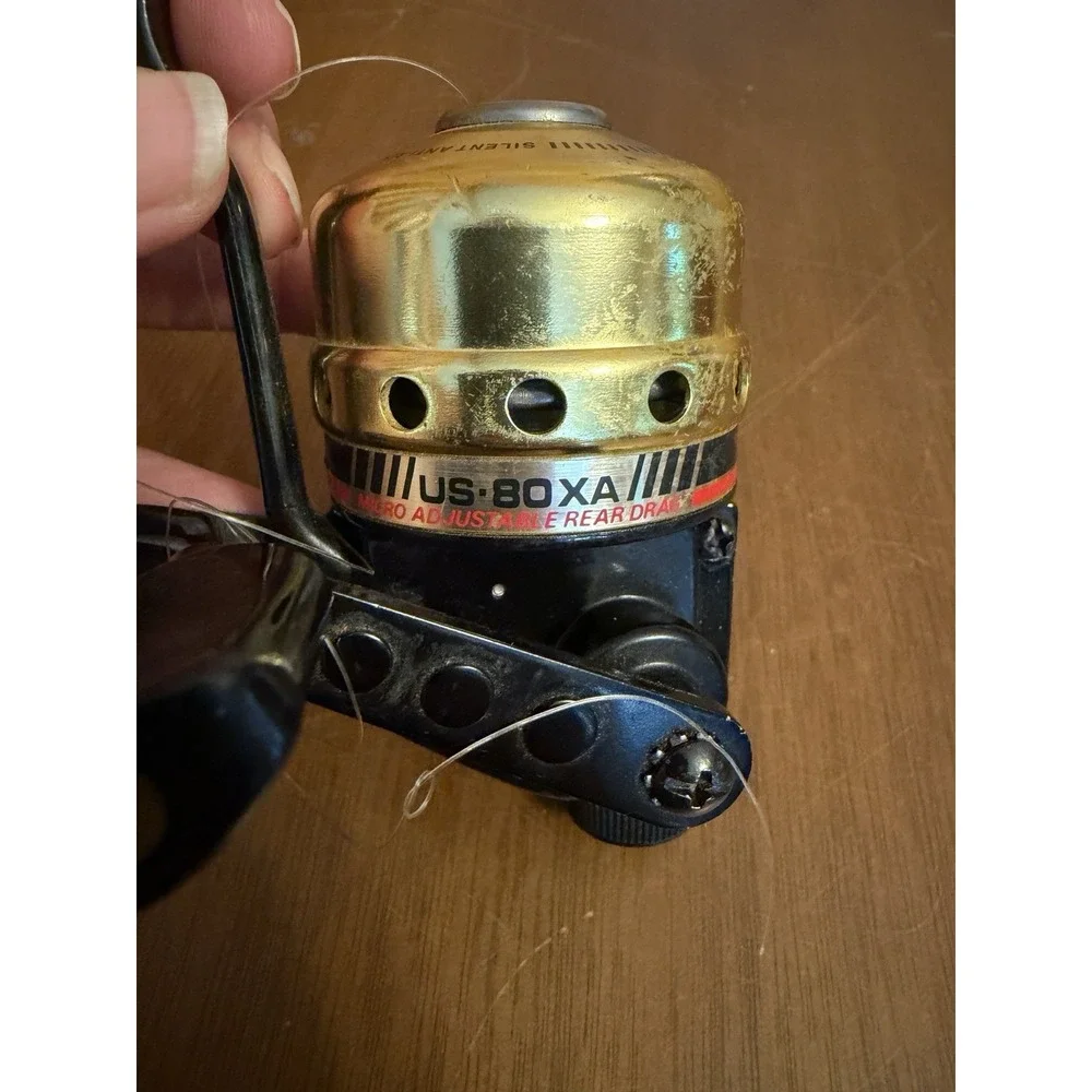 Vintage Daiwa US-80XA Spincast Fishing Reel - Gold & Black Micro Adjustable Drag